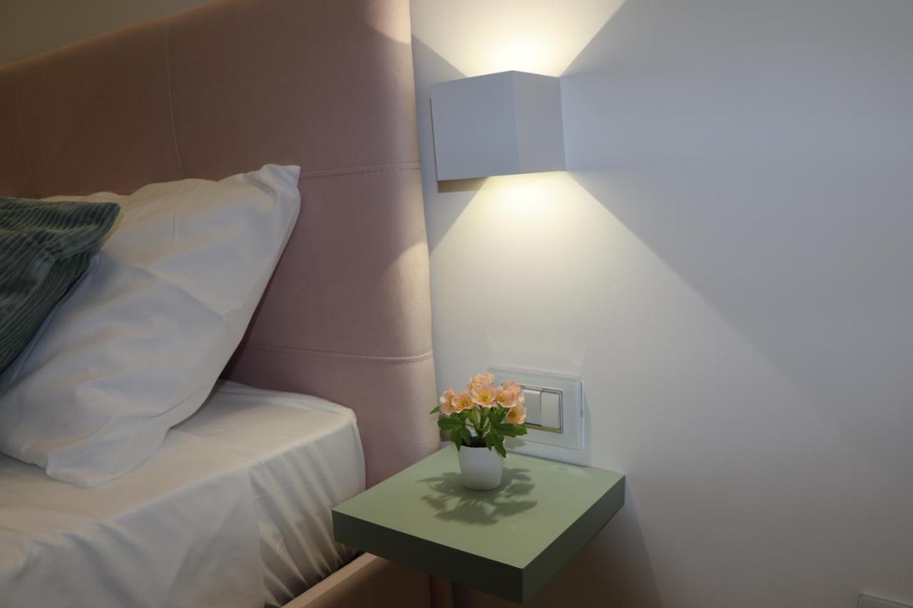 نابولي Barbaro Suite & Apartment المظهر الخارجي الصورة