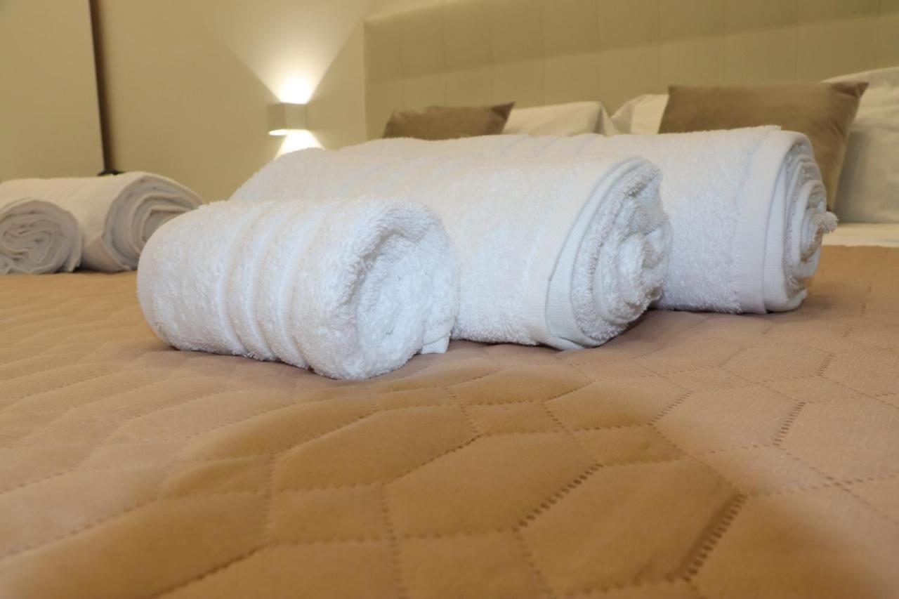 نابولي Barbaro Suite & Apartment المظهر الخارجي الصورة