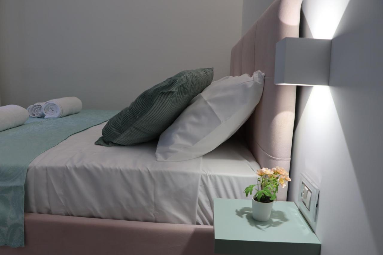 نابولي Barbaro Suite & Apartment المظهر الخارجي الصورة